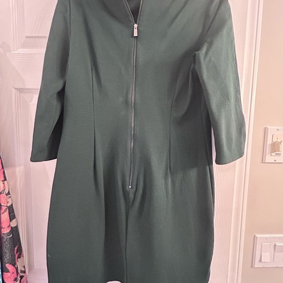 Vince Camuto Forest Green Long Sleeve Mini Dress - Picture 2 of 3
